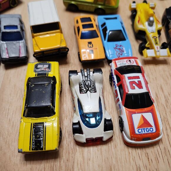 Kids Toy Car Lot – Grave Digger, Rev N Go – Pretend Play Vehicles - Picture 5 of 12